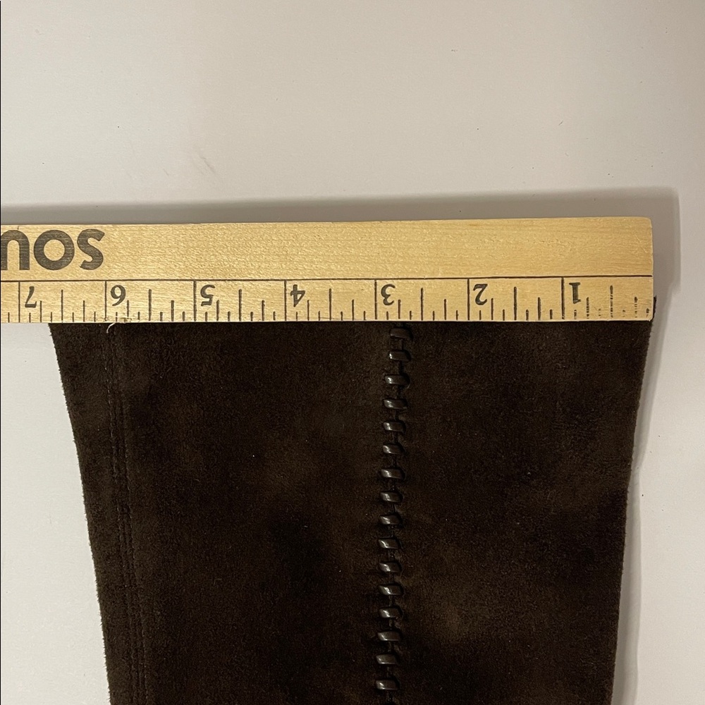 Y2K BCBGirls chocolate brown faux suede pointy toe knee high stretch boots - Picture 10 of 10